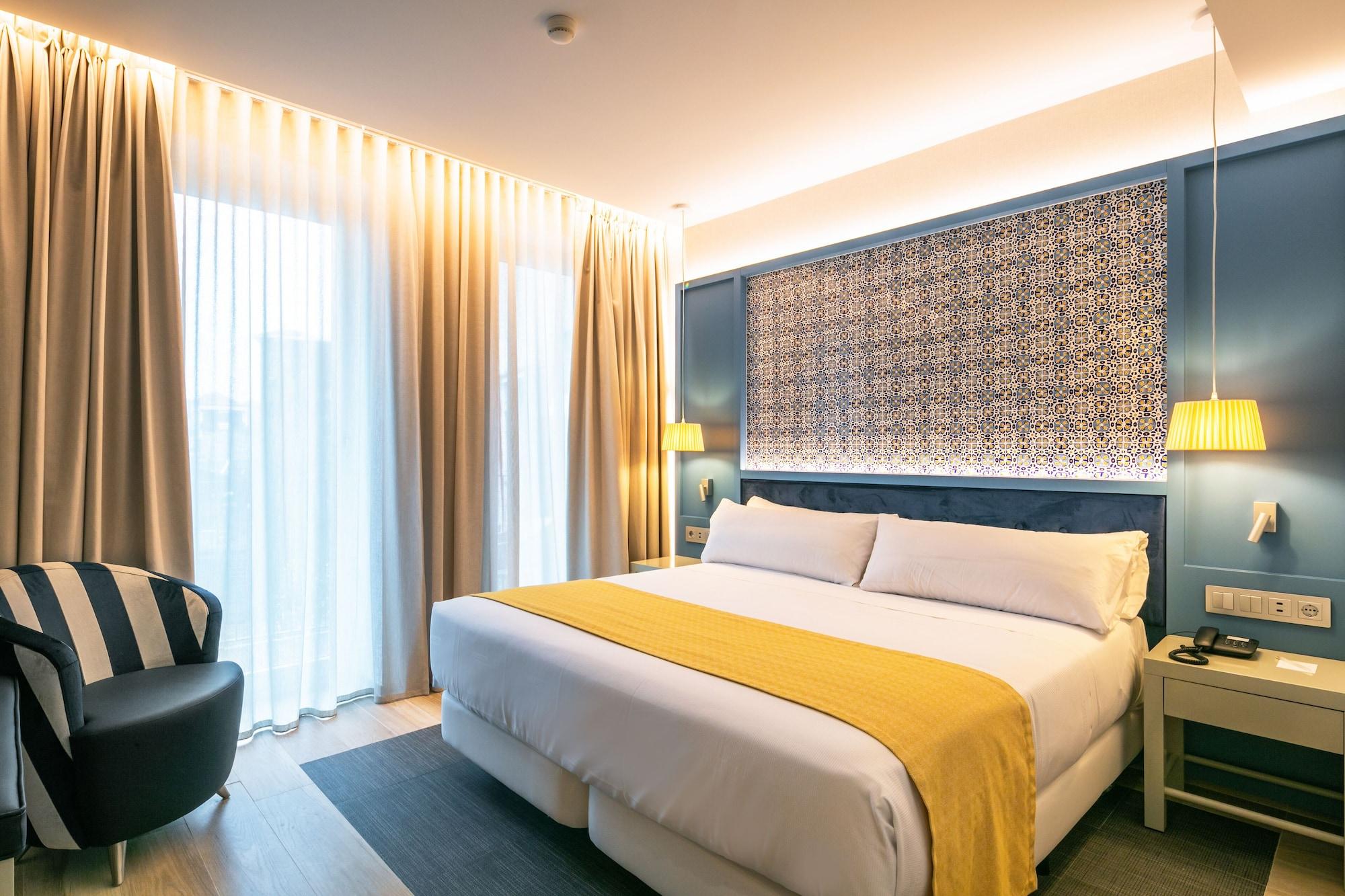 Catalonia Porto Hotel Kültér fotó