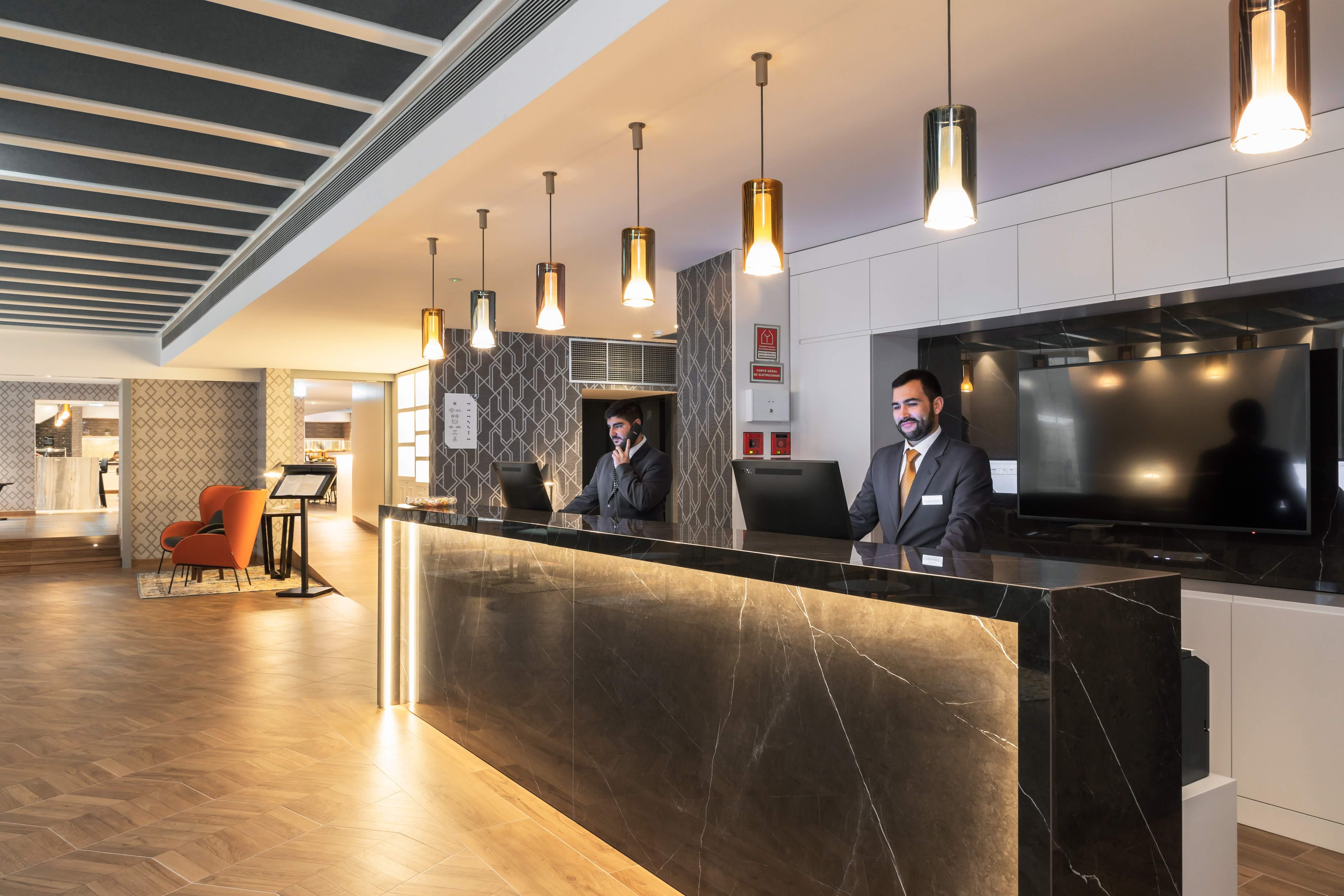Catalonia Porto Hotel Kültér fotó