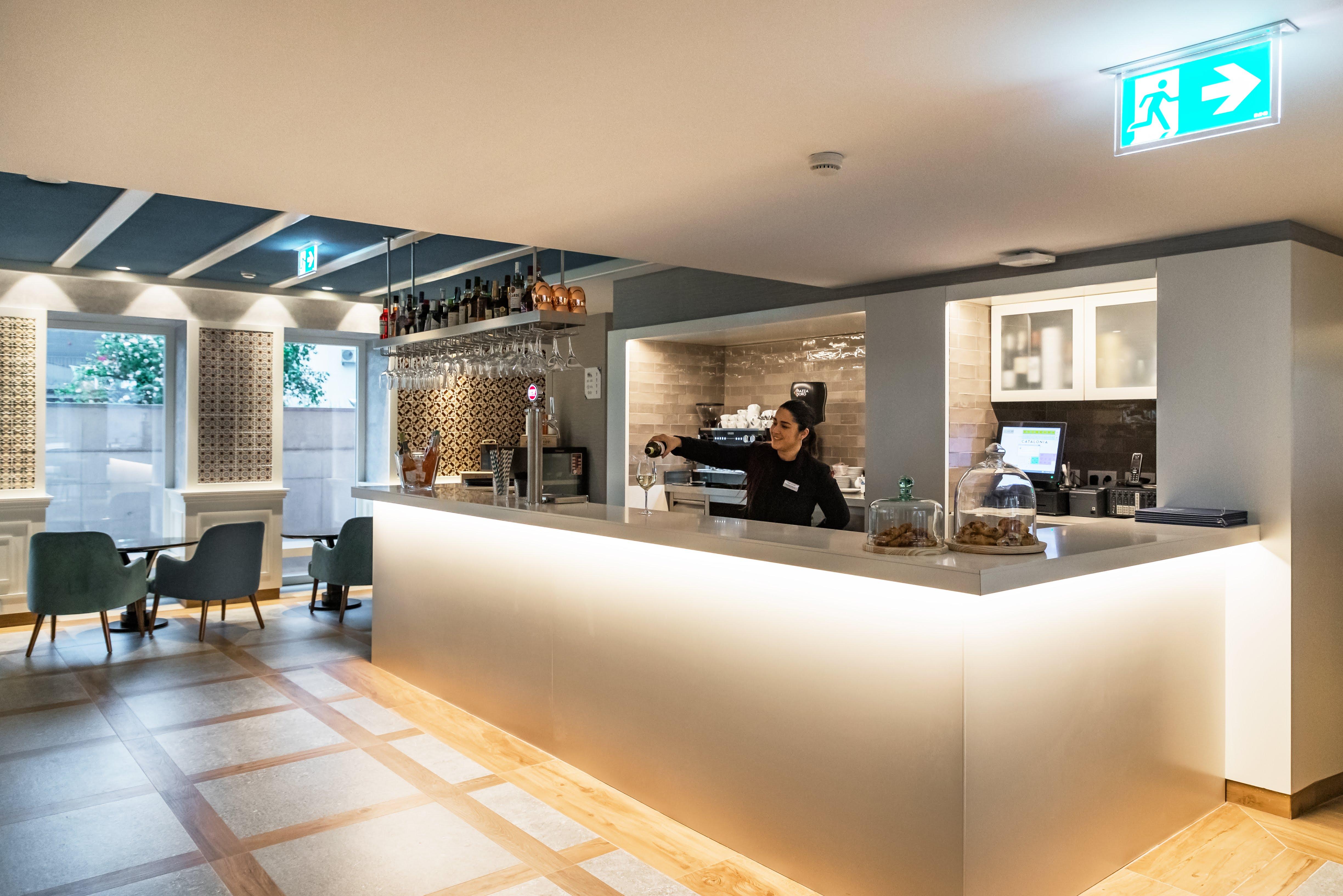 Catalonia Porto Hotel Kültér fotó